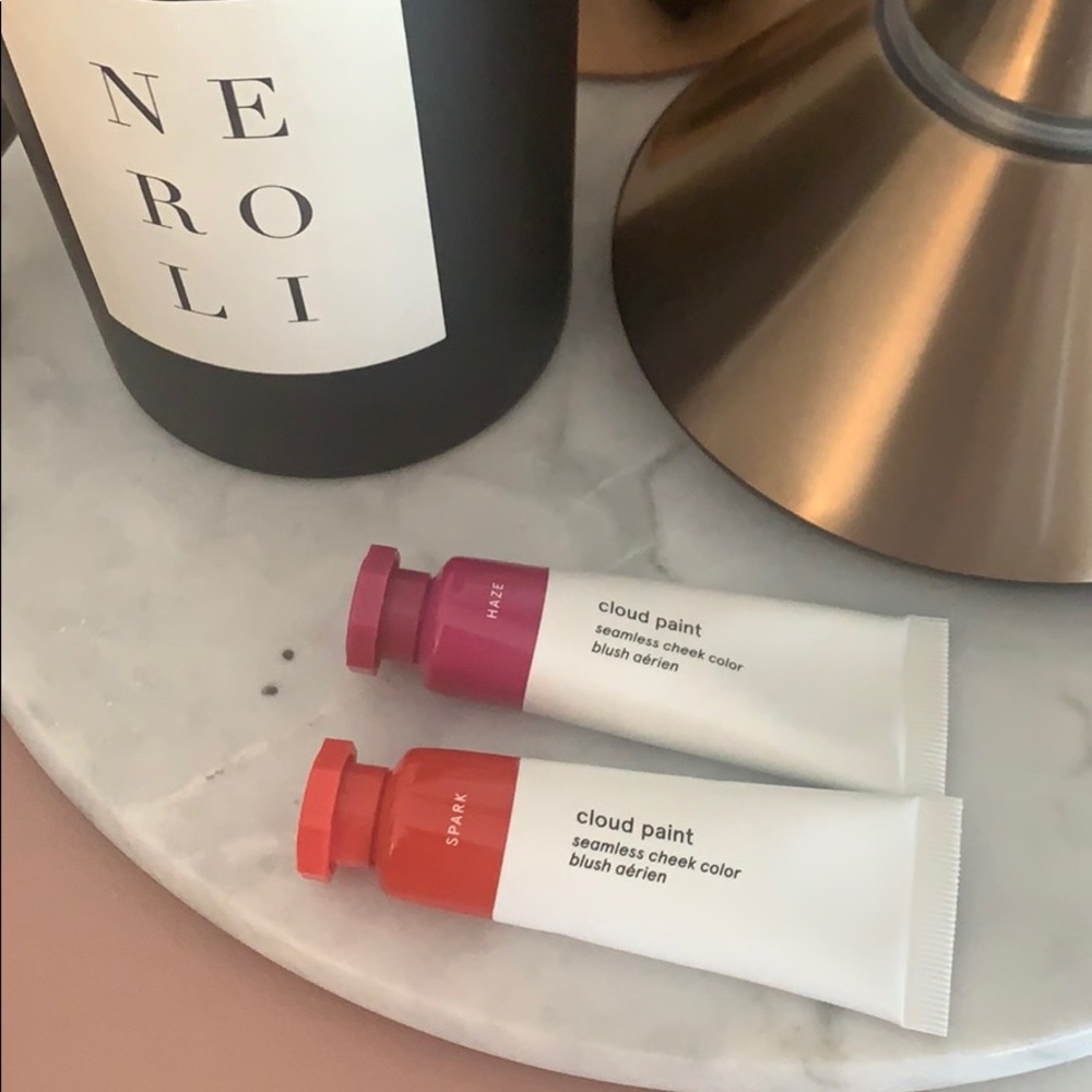 Glossier cloud paint